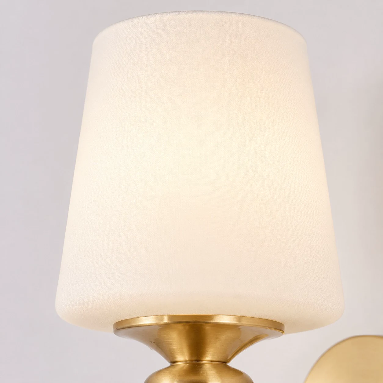 Close-up of the opal glass shade